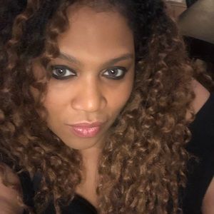 Meet your Posher, Lalala